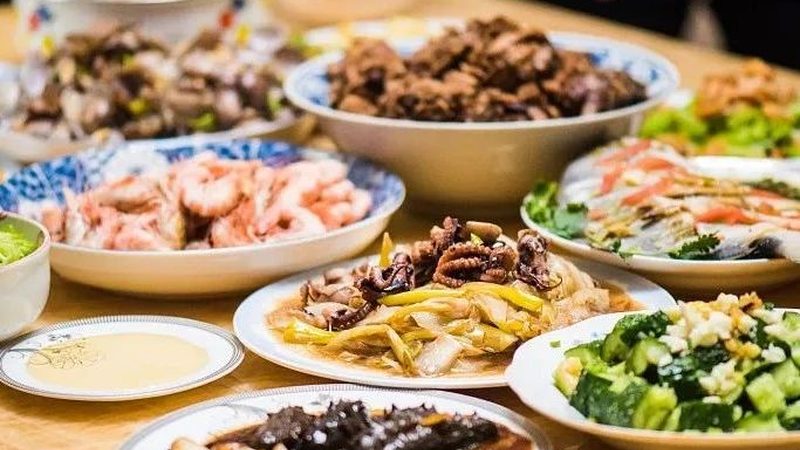 火锅季，如何挑选不上火的菌汤底料？**
